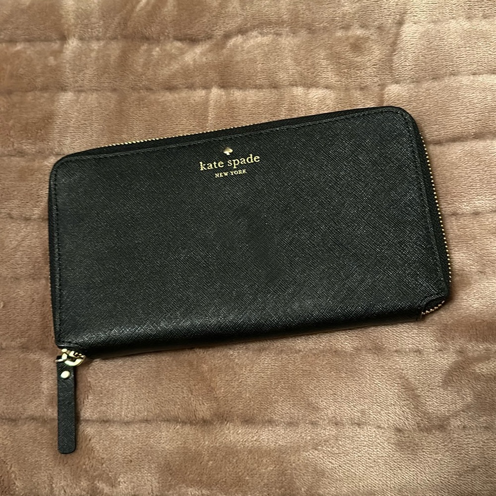 Kate Spade Travel Wallet & Passport Holder